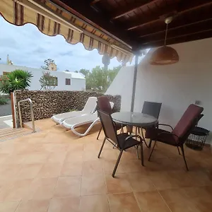 https://casas-del-sol-candesa.in-canary-islands.com