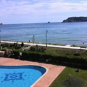 https://lestartit-estudio-en-primera-linea-de-mar.topcostabravahotels.com